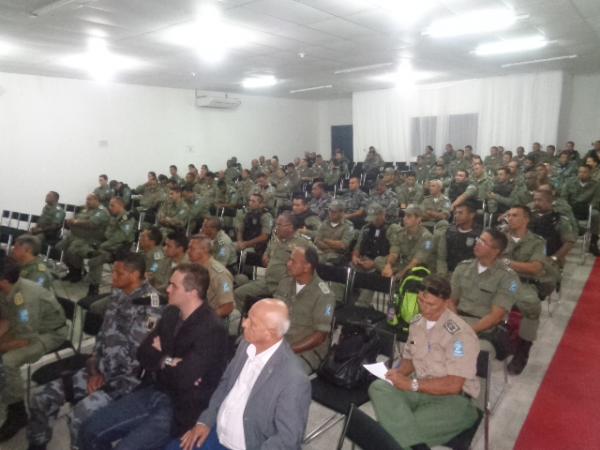 Policiais do 3º Batalhão participaram de reunião com Juiz Eleitoral.(Imagem:FlorianoNews)