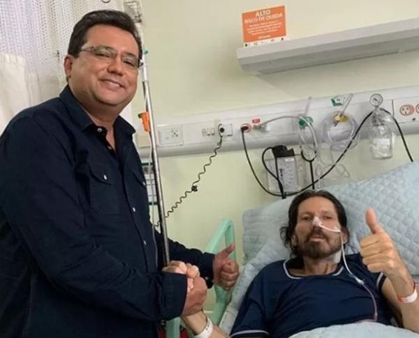 Geraldo Luis visita Asa Branca em hospital.(Imagem:Reprodução)
