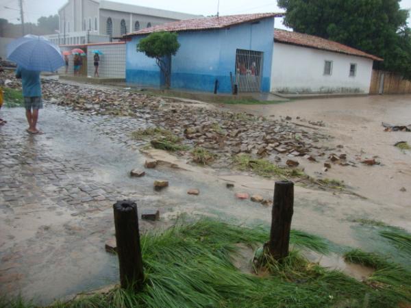 Ruas destruidas pela chuva(Imagem:redação)