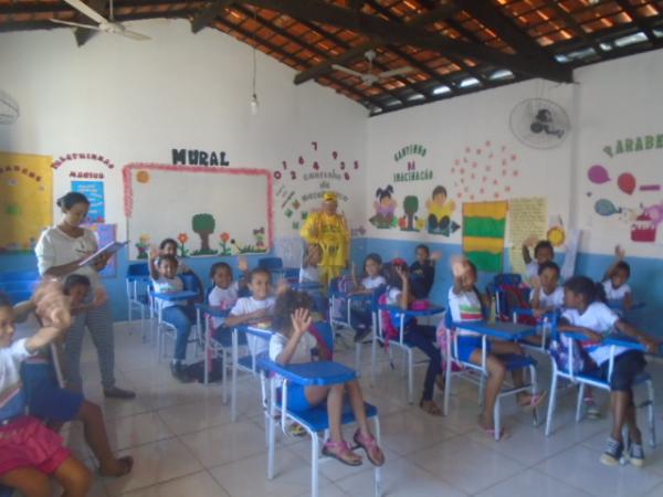 Projeto Amarelinho inicia visitas para Show do Carrapeta em Barão de Grajaú.(Imagem:FlorianoNews)