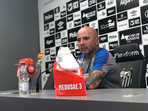 Jorge Sampaoli concede entrevista no Santos.(Imagem:Gabriel dos Santos)