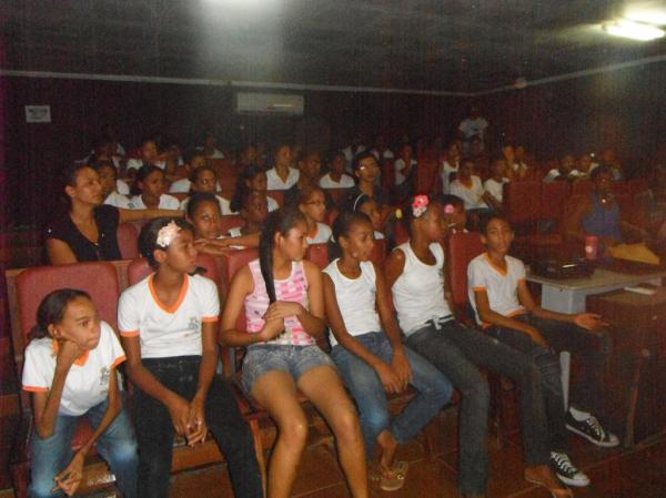 Alunos de Escola Municipal desenvolve Projeto Vida Adolescente em Floriano.(Imagem:FlorianoNews)