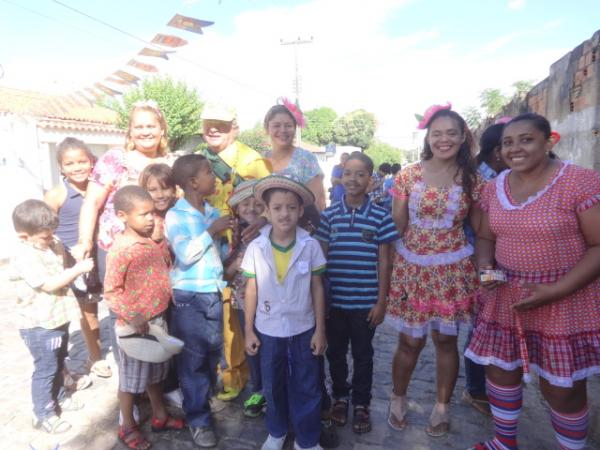 Educandário Pequeno Polegar realizou arraiá junino.(Imagem:FlorianoNews)