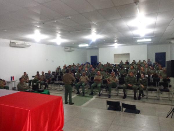 Militares participam de palestra sobre Atendimento à Ocorrência de Poluição Sonora.(Imagem:FlorianoNews)