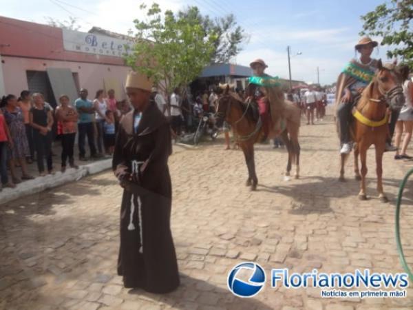 Cerimônia cívica marca aniversário de São Francisco do Piauí.(Imagem:FlorianoNews)