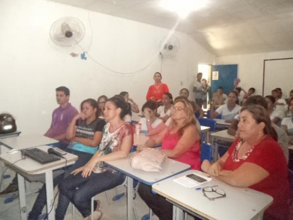 Alunos e professores de Floriano participaram de videoconferência com o Ex-presidente Lula.(Imagem:FlorianoNews)