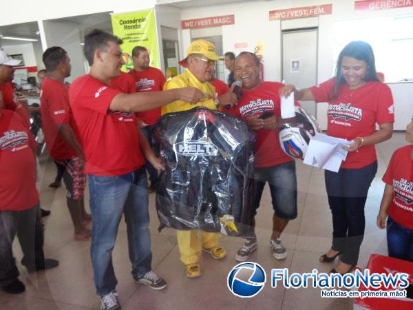 Cajueiro Motos comemora Dia do Motociclista com moto passeio em Floriano. (Imagem:FlorianoNews)