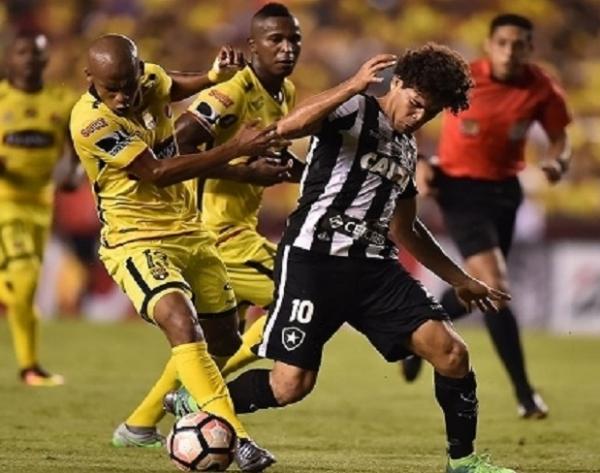 Botafogo arranca empate contra o Barcelona-EQU e lidera.(Imagem:GETTYIMAGES)