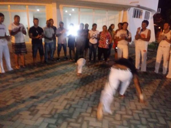 Capoeiristas celebram Semana da Consciência Negra com roda de capoeira em Floriano.(Imagem:FlorianoNews)