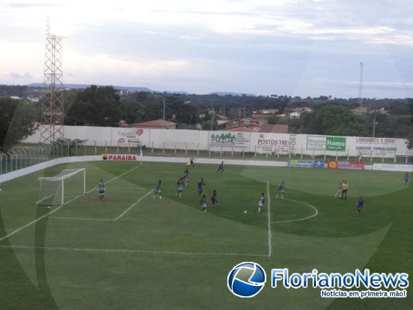 Cori-Sabbá empata em jogo contra o Piauí e ambos são eliminados do Campeonato Piauiense.(Imagem:FlorianoNews)