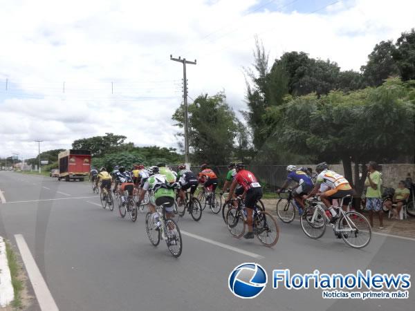 Realizada 1ª Corrida Ciclística da Associação Desportiva Corredores do Sertão em Floriano.(Imagem:FlorianoNews)