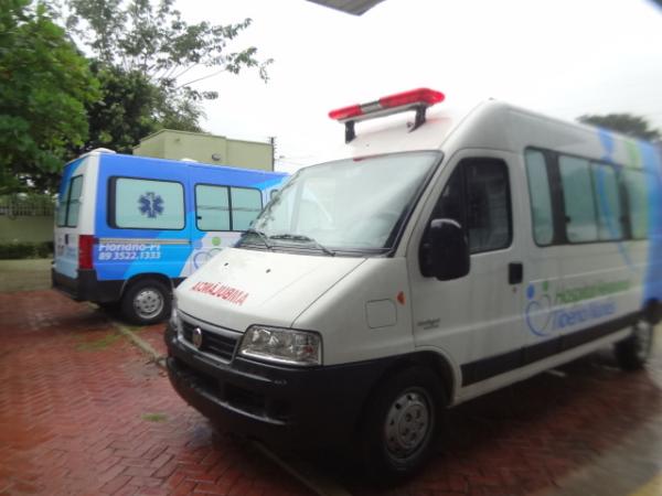 HRTN recebe 2 novas ambulâncias.(Imagem:FlorianoNews)