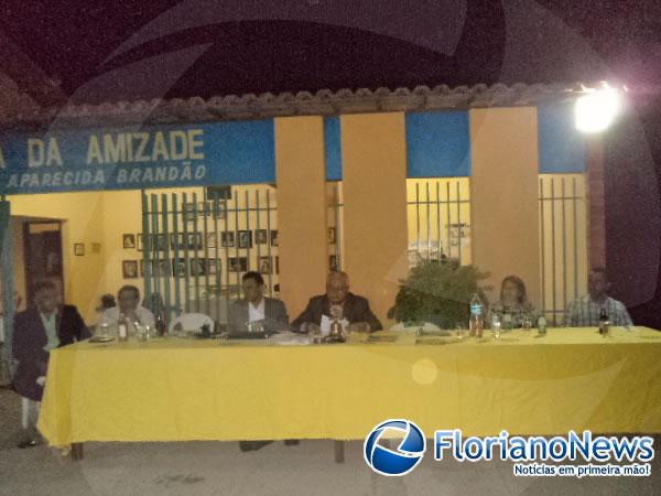 Rotary Club de Floriano admitiu dois novos associados.(Imagem:Floriano News)