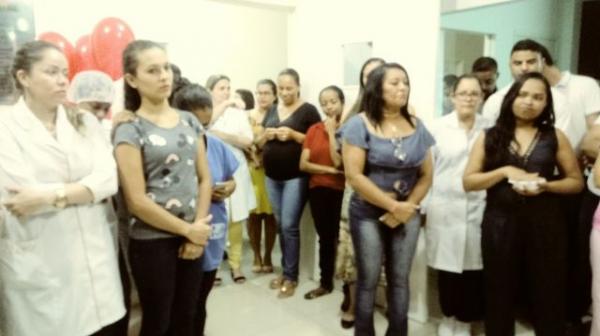 Direção Hospital Regional de Floriano presta homenagem às mães.(Imagem:FlorianoNews)