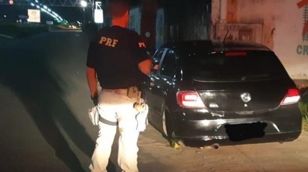 PRF-PI prende homem com mandado de prisão em aberto por homicídio(Imagem:Divulgação/PRF)