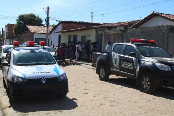 Homens encapuzados invadem residência e matam homem a tiros na Zona Norte de Teresina.(Imagem:Gilcilene Araújo/G1)