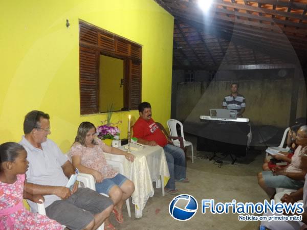 Moradores realizaram encerramento de novenário da Quaresma no bairro Irapuá II.(Imagem:FlorianoNews)