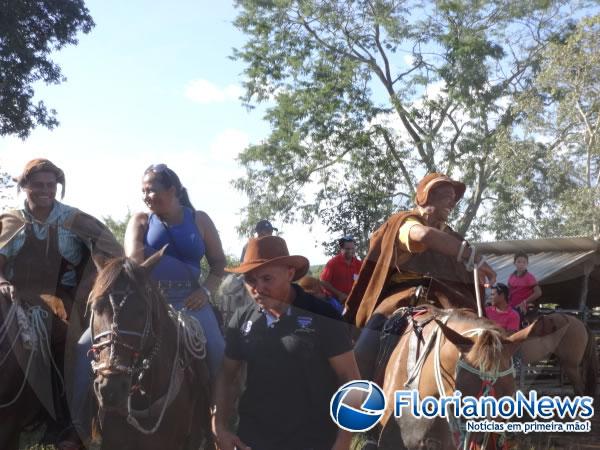 Festa do Vaqueiro animou o sábado na localidade Saco.(Imagem:FlorianoNews)