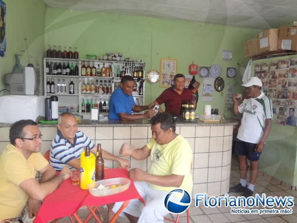 Aniversário do Bar do Bio reuniu amigos em Floriano.(Imagem:FlorianoNews)