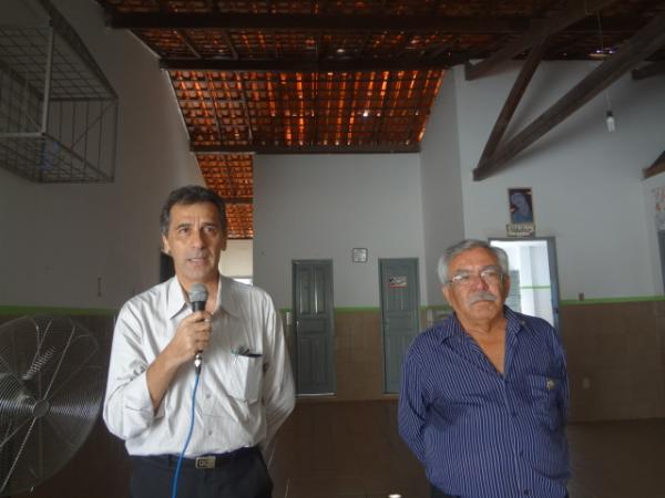 Prefeito Gilberto Júnior e o Diretor da APAE, Coronel Vieira.(Imagem:FlorianoNews)