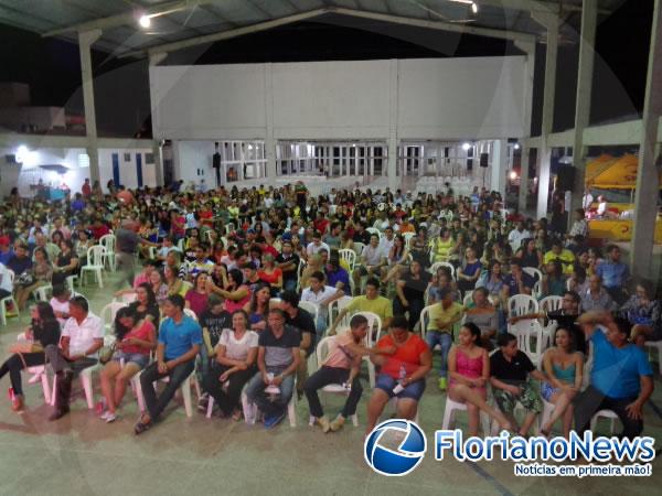 Tirullipa apresenta show de humor em Floriano.(Imagem:FlorianoNews)