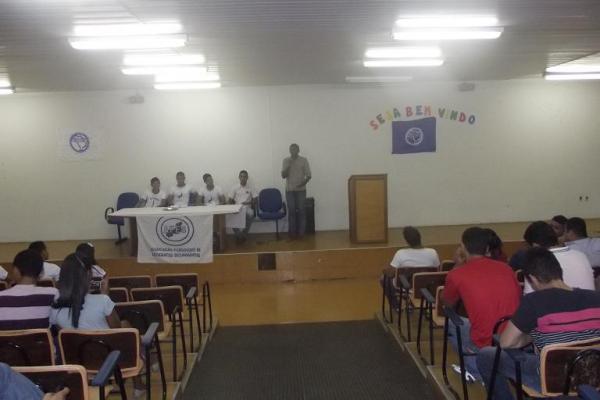 AFES realiza atividades na semana do estudante em Floriano.(Imagem:FlorianoNews)