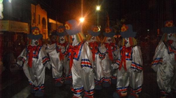 Talento e diversão marcam desfiles deste domingo em Floriano.(Imagem:FlorianoNews)
