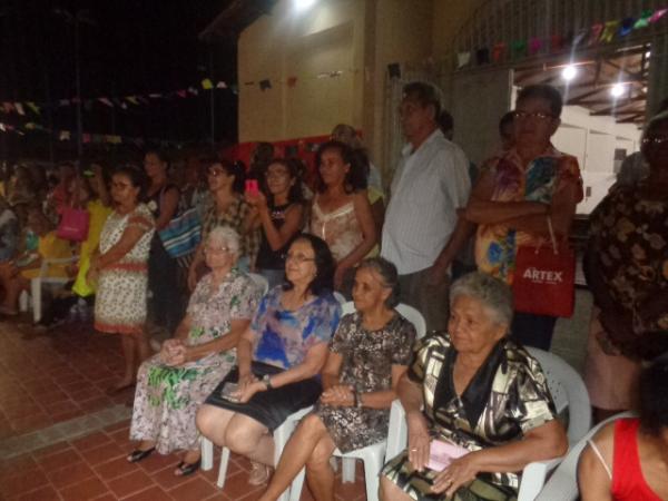 Casais encontristas da Paróquia São José Operário promovem festival junino.(Imagem:FlorianoNews)