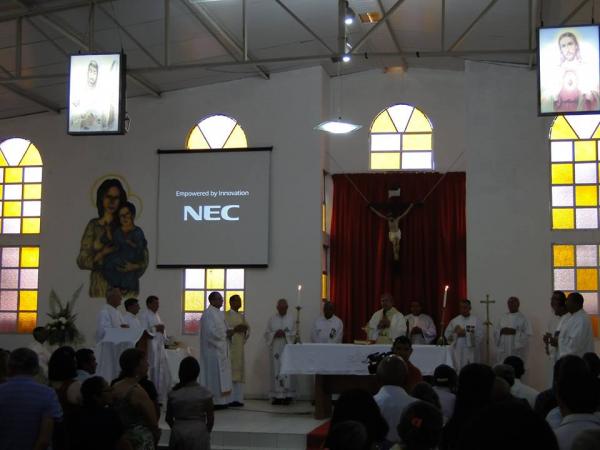 Diácono Ailton Damasceno foi ordenado sacerdote em Floriano.(Imagem:Daniel Gutembergue)