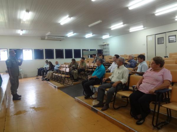 Reunião debateu segurança durante o Carnaval de Floriano.(Imagem:FlorianoNews)