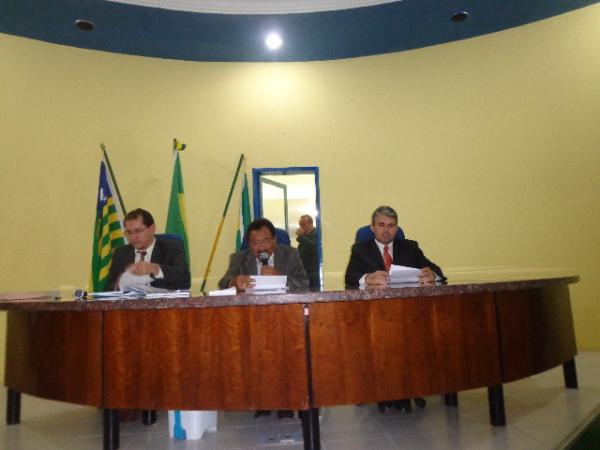 Câmara Municipal de Floriano encerra Sessões da primeira quinzena do mês de setembro.(Imagem:FlorianoNews)