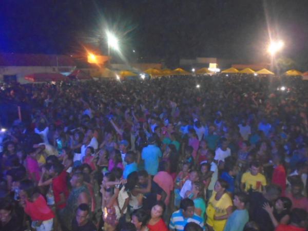 Show com Dorgival Dantas atrai multidão e encerra festividades do aniversário de Barão de Grajaú.(Imagem:FlorianoNews)