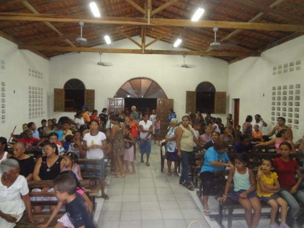 Procissão encerrou o festejo de Santa Rita de Cássia em Floriano.(Imagem:FlorianoNews)