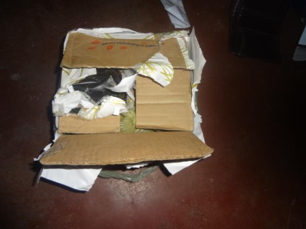Moradora recebe em sua residência caixa contendo sapos.(Imagem:FlorianoNews)