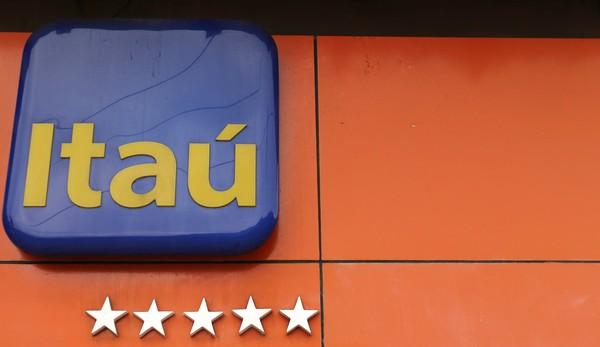 Em 2018, 48 mil pessoas se inscreveram no programa de trainee do Itaú.(Imagem:Sergio Moraes/Reuters)