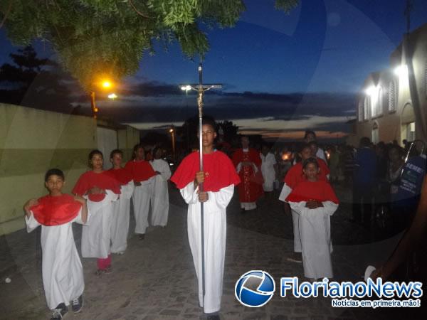 Procissão encerrou os festejos de Santa Luzia em Floriano.(Imagem:FlorianoNews)