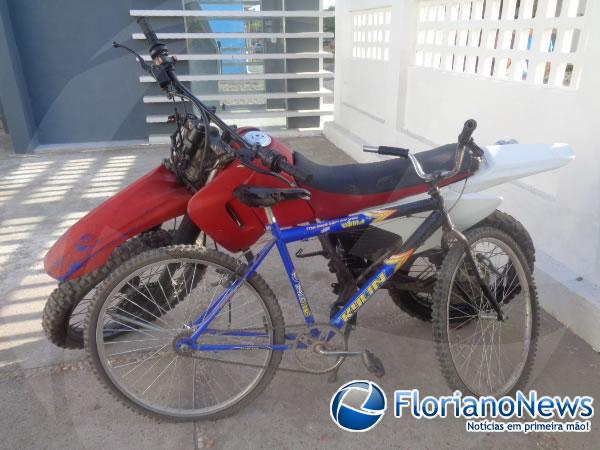 Moto apreendida(Imagem:FlorianoNews)