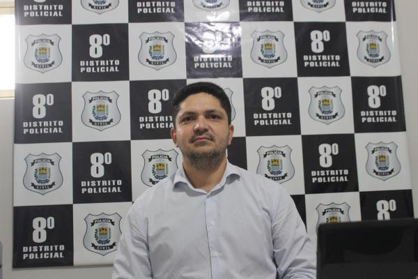 Delegado Ricardo Moura, titular do 8º Distrito Policial (8º DP).(Imagem: Lucas Marreiros/G1)