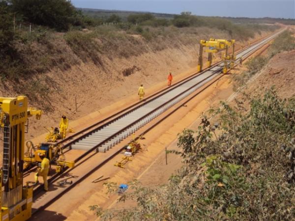 Justiça Federal suspende obras da Transnordestina entre o Piauí e Pernambuco.(Imagem:Cidadeverde.com)