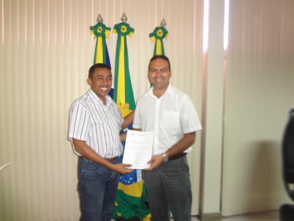 Prefeitura de Floriano oficializa a saída dos secretários.(Imagem: FlorianoNews)