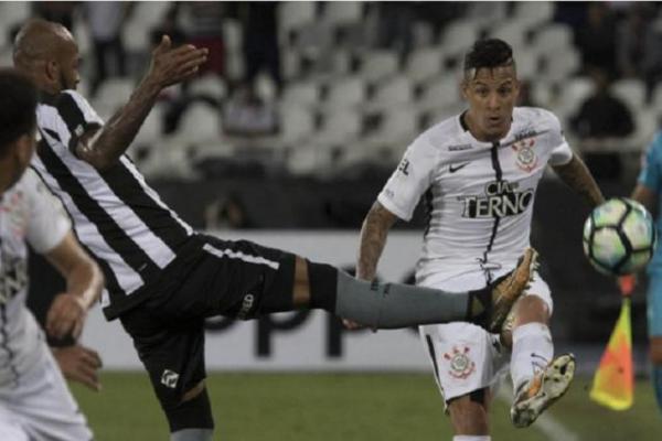 Botafogo vence Corinthians e vantagem na liderança cai para seis pontos.(Imagem:GOAL)