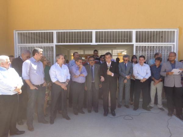 Prefeito Gilberto Júnior inaugurou obra do Mercado do Cruzeiro.(Imagem:FlorianoNews)