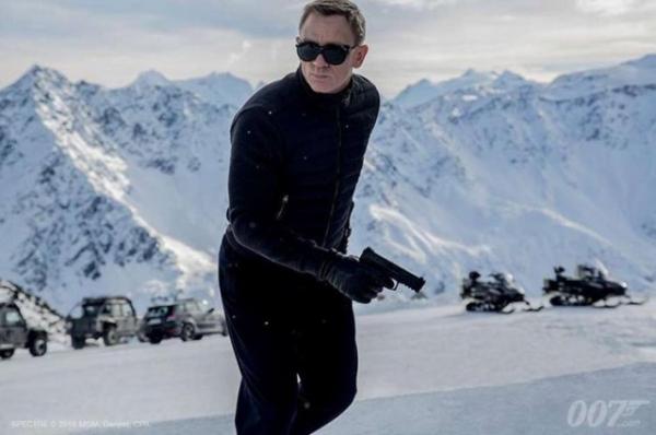 Acidente em gravação de filme de James Bond deixa 3 feridos.(Imagem:Terra)