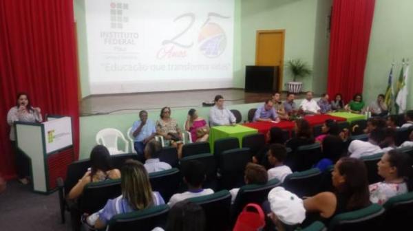 IFPI de Floriano realiza Conferência pelo Dia Mundial da Água.(Imagem:FlorianoNews)