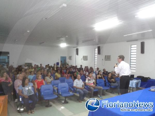 Parceiros realizam palestra motivacional em Floriano.(Imagem:FlorianoNews)