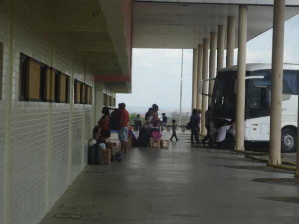 Cai movimento de passageiros na Rodoviária de Floriano no final de ano.(Imagem:FlorianoNews)