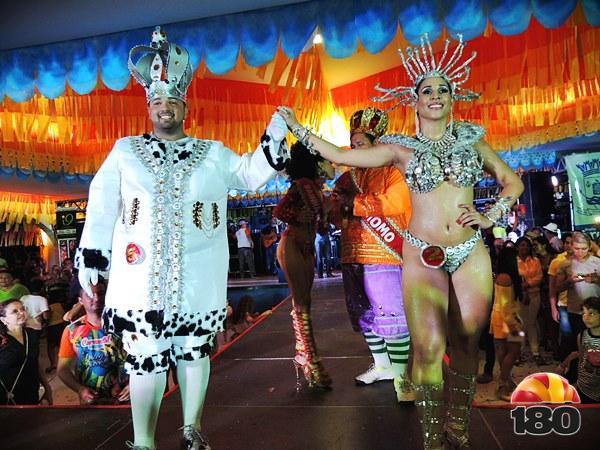 Concurso disputado elege os novos rei e rainha do carnaval de Teresina.(Imagem:180graus)