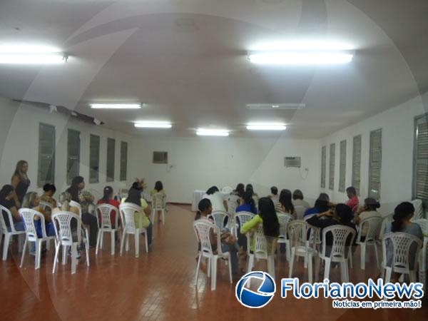 Gerência Regional de Educação realiza reunião com servidores.(Imagem:FlorianoNews)
