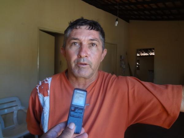 Morador denuncia falta de material para curativo em Posto de Saúde de Floriano.(Imagem:FlorianoNews)