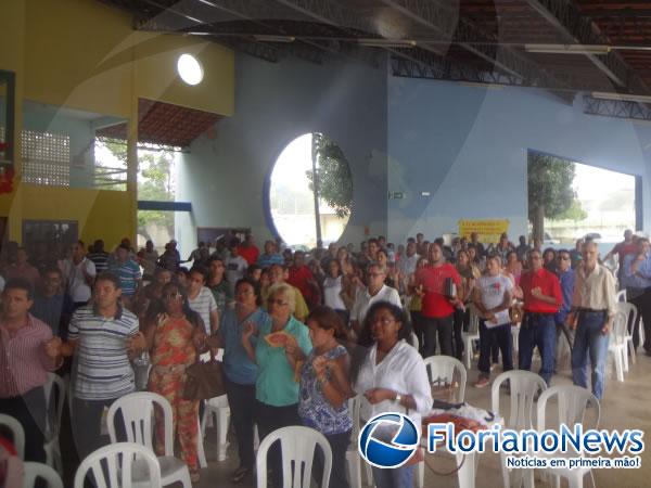 Militantes do PT se reúnem em Floriano para comemorar 34 anos de fundação do Partido.(Imagem:FlorianoNews)